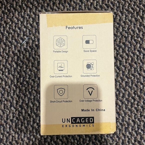 Cube Power Strips with Surge Protection, 10ft Extension Cord - Picture 2 of 7